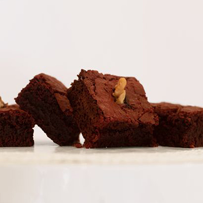 "RED VELVET BROWNIES (Labonel) - 15 pieces - Click here to View more details about this Product